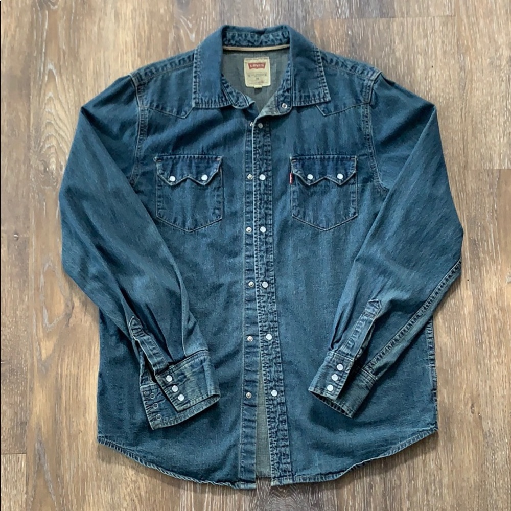 Levi’s denim shirt